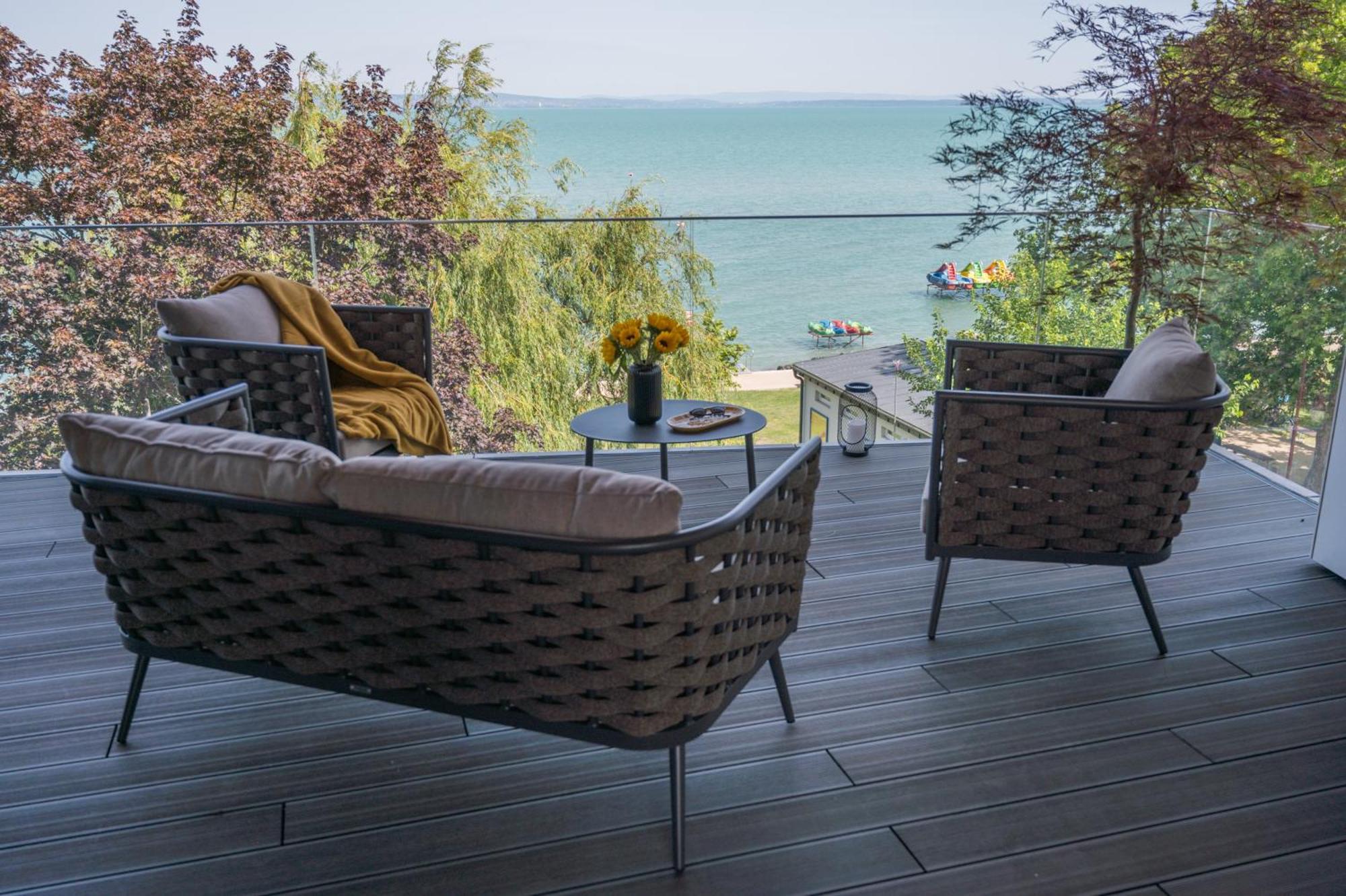 Bj81 Suite Hotel Siófok Exterior foto